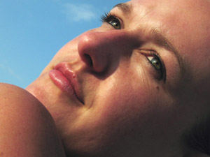 Removal of acne, scars, wrinkles, dermatologist in Delhi